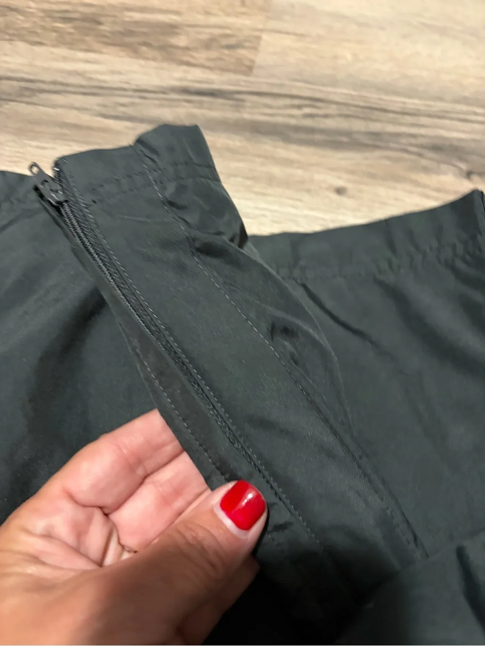 Nike Black Men's wind pants with White Swoosh and zip bottom - xxl